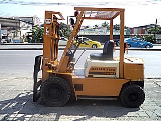 Komatsu Forklift 2 Tons Model 8