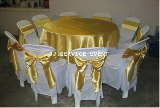 ชุดโต๊ะจีน เก้าอี้พลาสติกคลุมผ้าผูกโบว์สีทอง