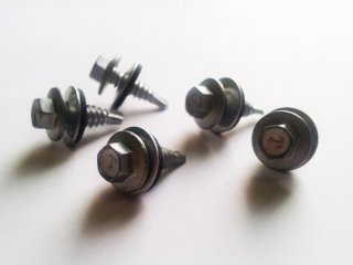 Short Length Metal Screw