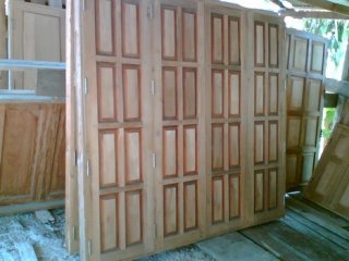 Distribute Antique Door And Window