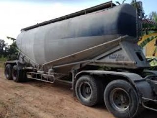 Sprayed Sand on Truck Banana Shape