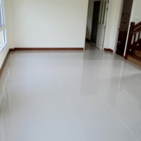 ปูพื้นกระเบื้องแกรนิตโต้