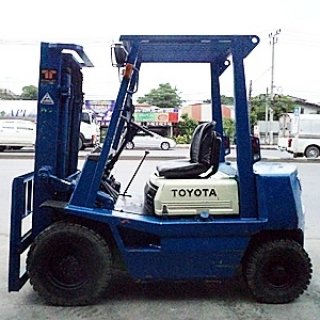 Toyota Forklift 2 Tons