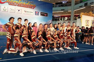 โชว์ปอมปอมเชียร์
