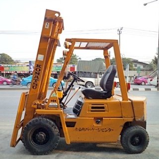 Komatsu Forklift 2 Tons