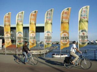 Aventos Beach Flags