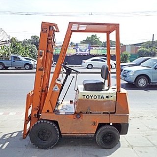 Toyota Forklift 0.9 Ton
