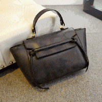 กระเป๋าถือแฟชั่นสีดำมีฝาปิด