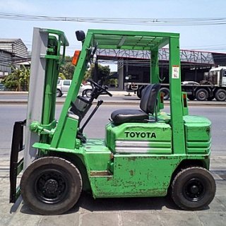 Toyota Forklift 2 Tons Model 5