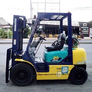 Komatsu Forklift 2 Tons Model 1