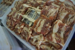 หมูปิ้งนมสดไซด์ใหญ่ไม้พาย