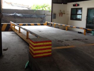 เครื่องชั่งรถบรรทุก ขนาด 3x7 เมตร แบบคอนกรีต
