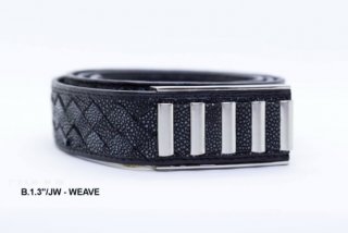 เข็มขัดหนังสีดำ รุ่น B13 JW WEAVE