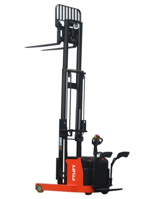 รถยกตู้หนัก Electric Reach Stacker (three mast)