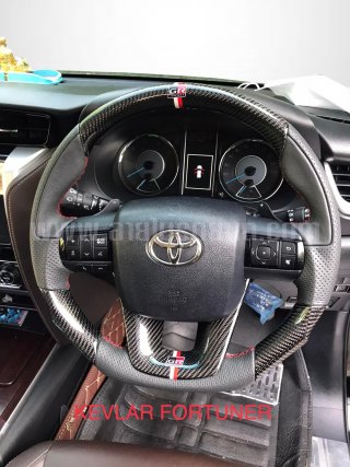 พวงมาลัยเคฟล่าห์