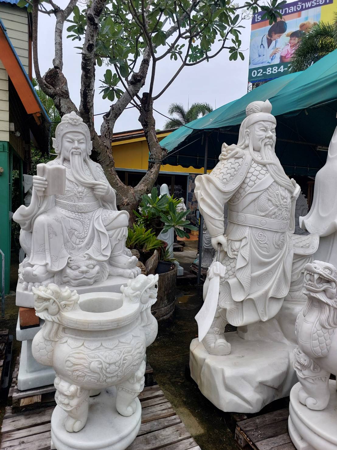 เทพเจ้าหินอ่อนแกะสลัก