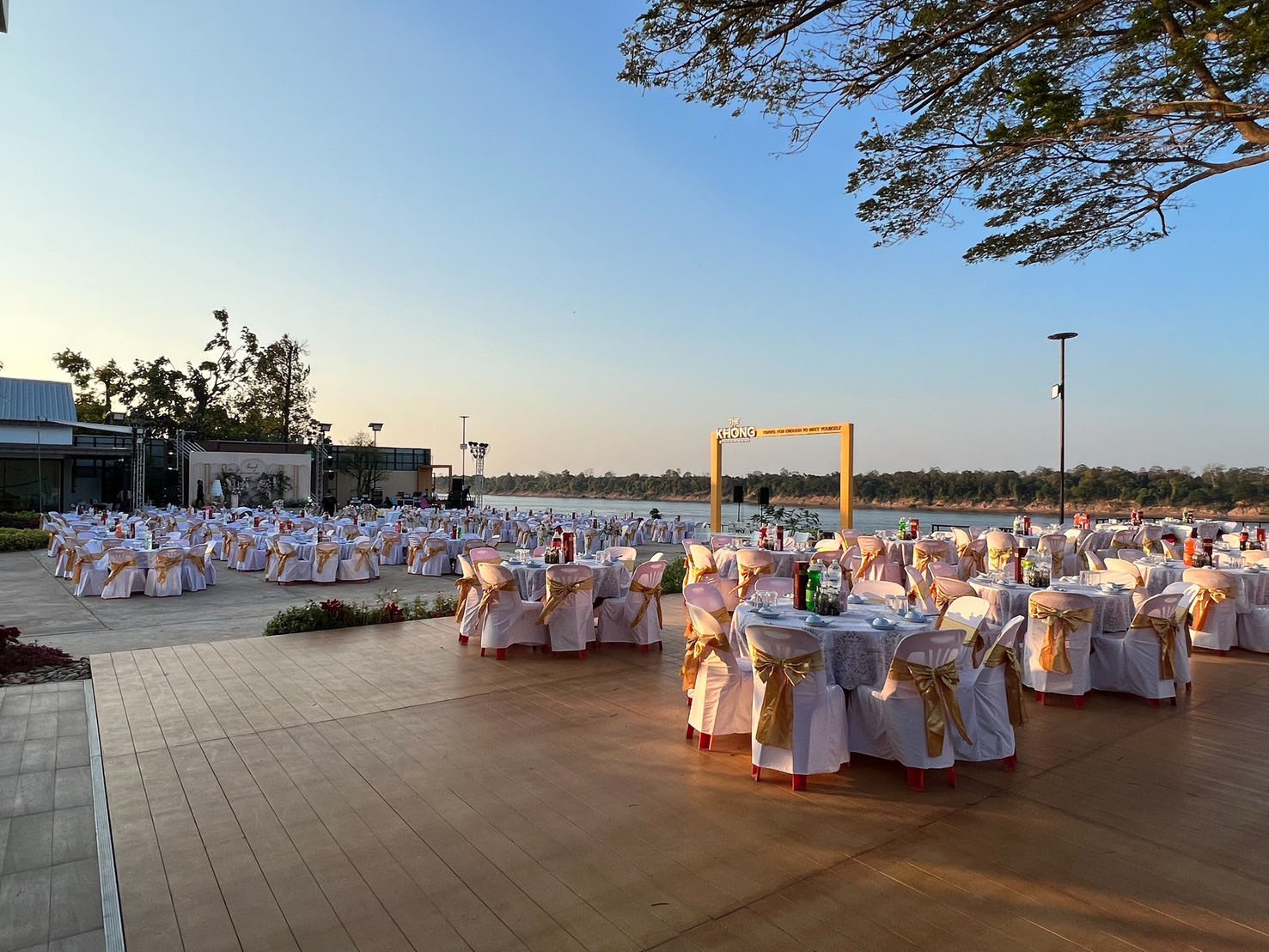 บรรยากาศงานจัดเลี้ยง
