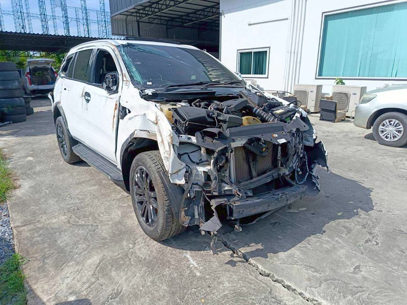 รถอุบัติเหตุหรือซากรถ