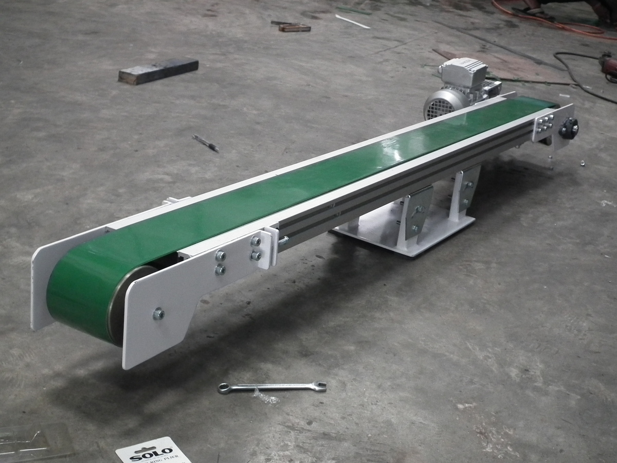 ผลงาน Mini Conveyor