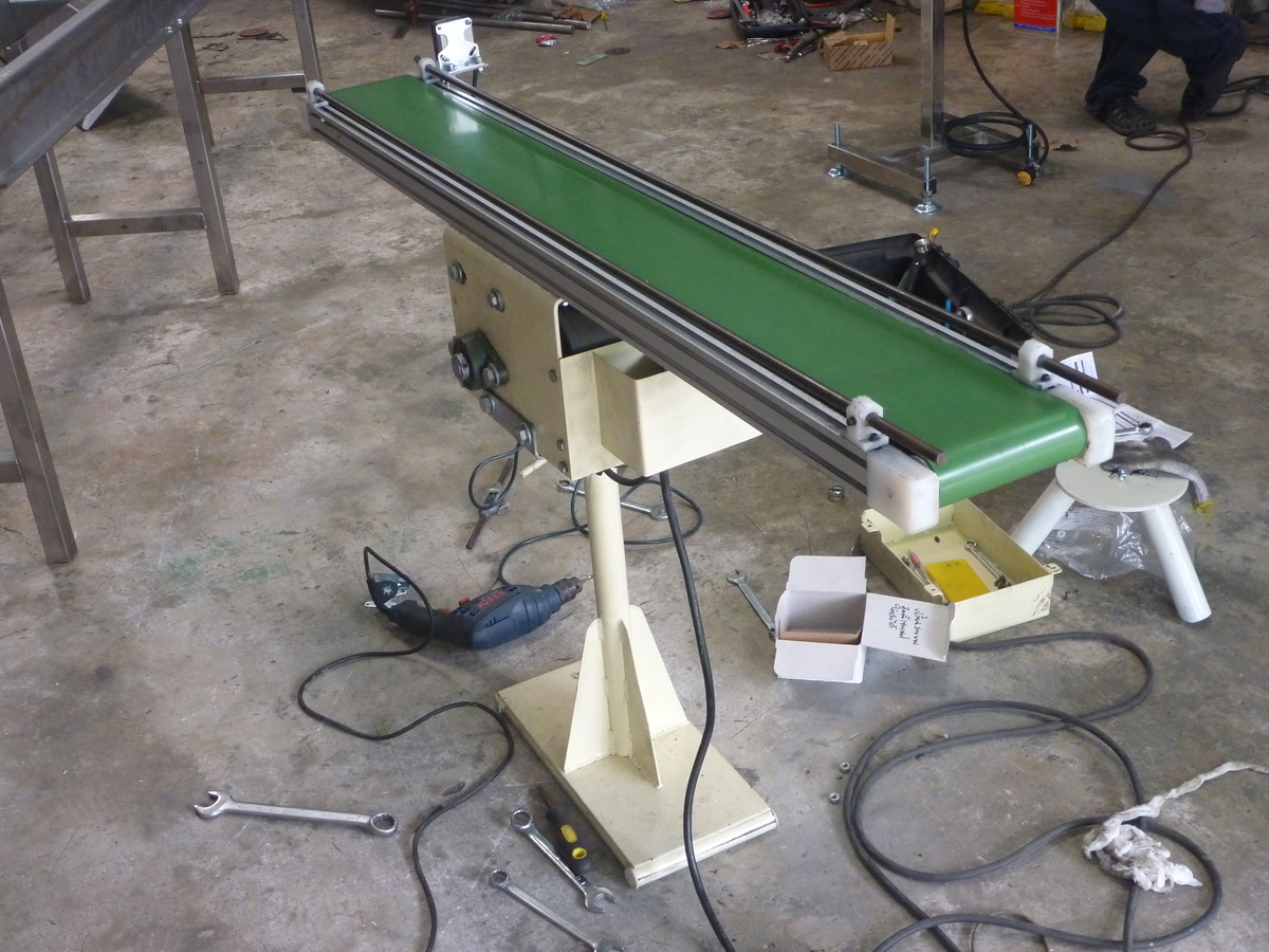 ผลงาน Mini Conveyor