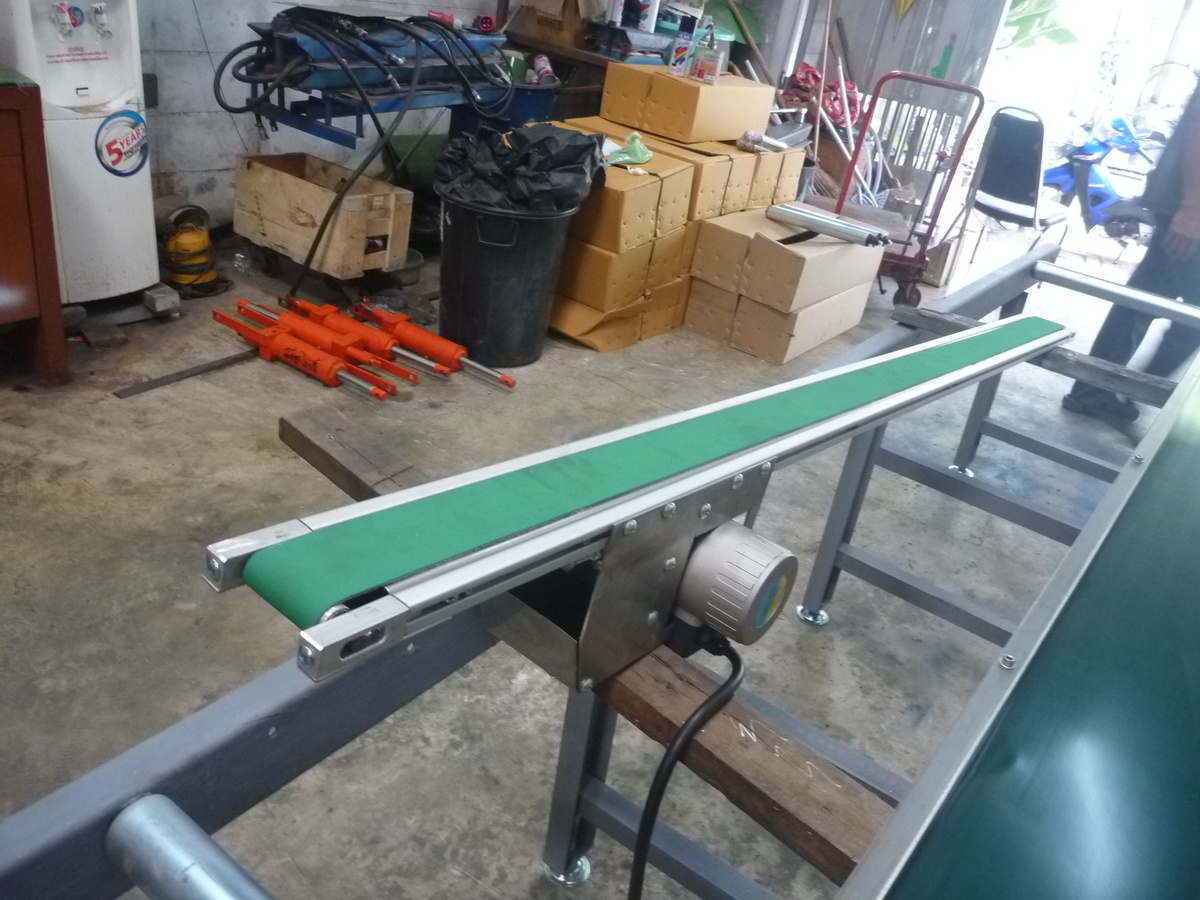 ผลงาน Mini Conveyor