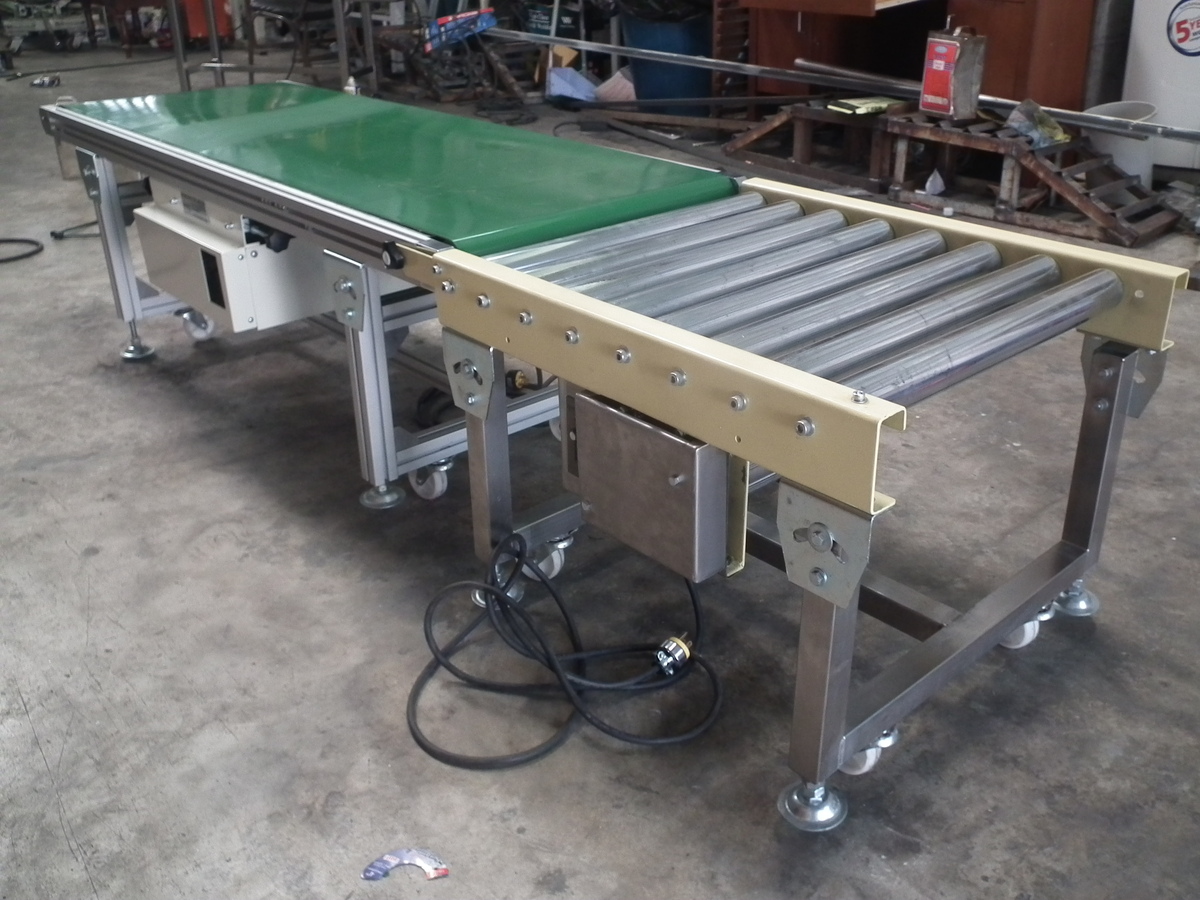 ผลงาน Roller Conveyor