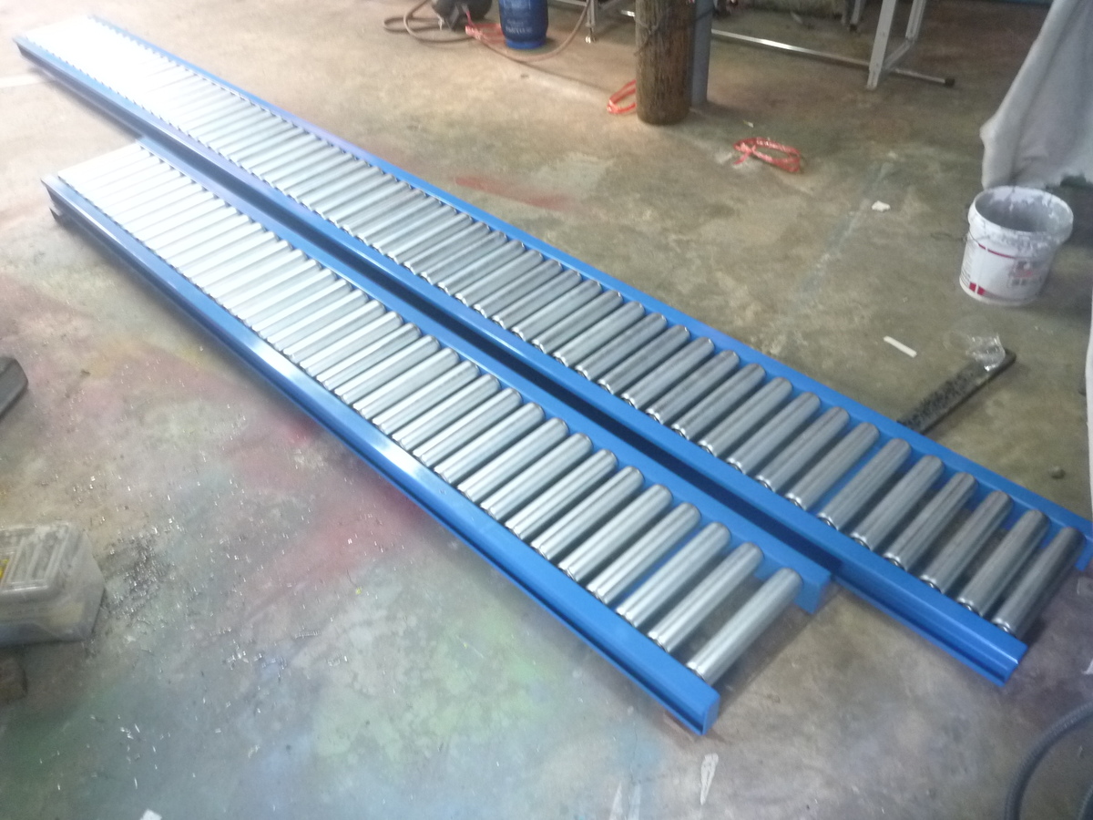 ผลงาน Roller Conveyor