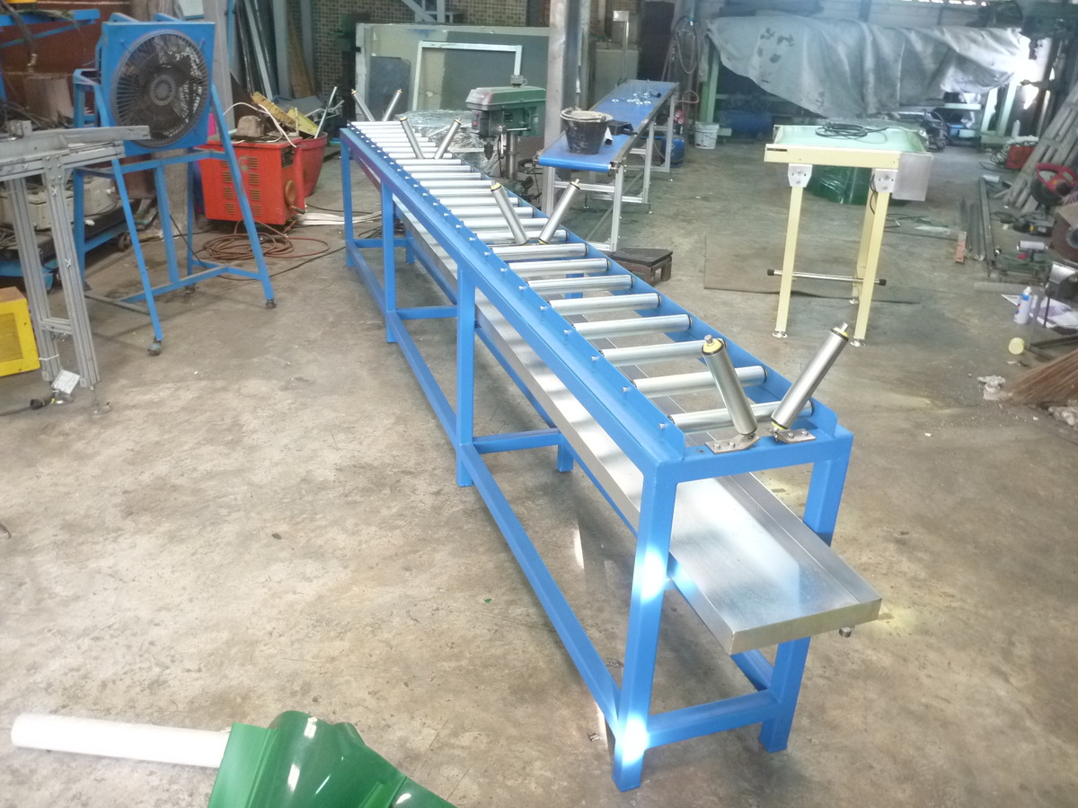 ผลงาน Roller Conveyor