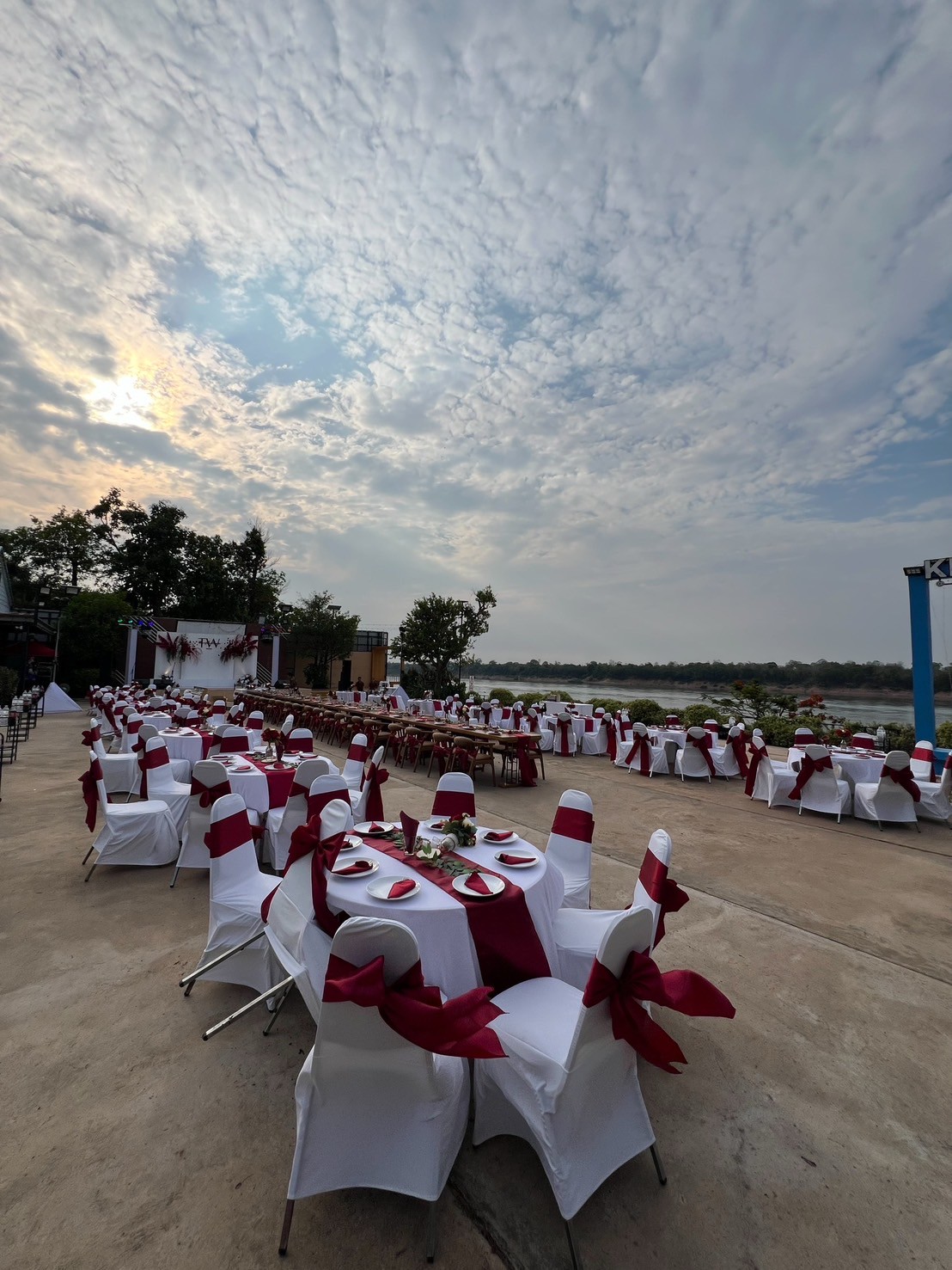 บรรยากาศงานจัดเลี้ยง