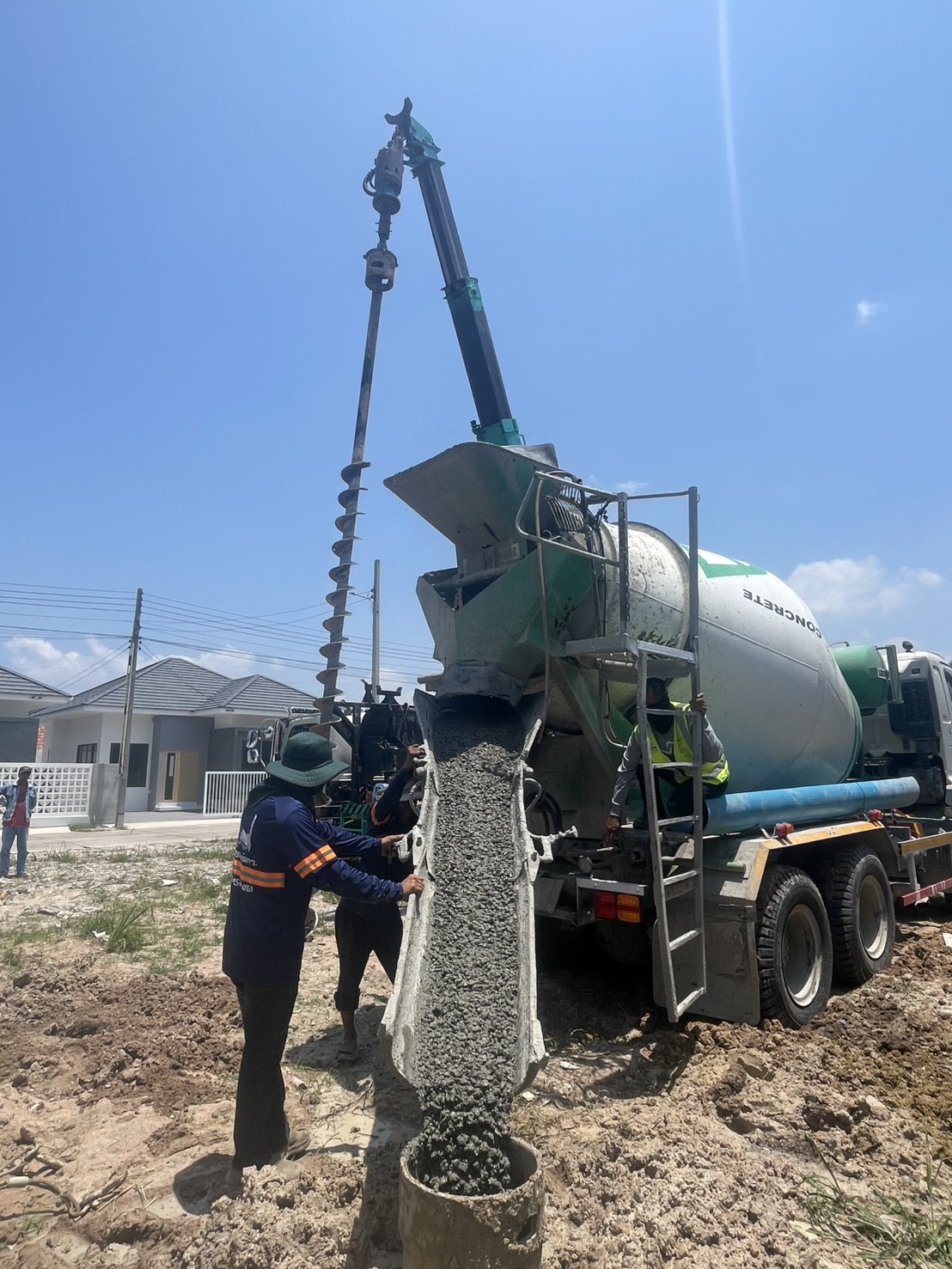 เจาะนำตอก