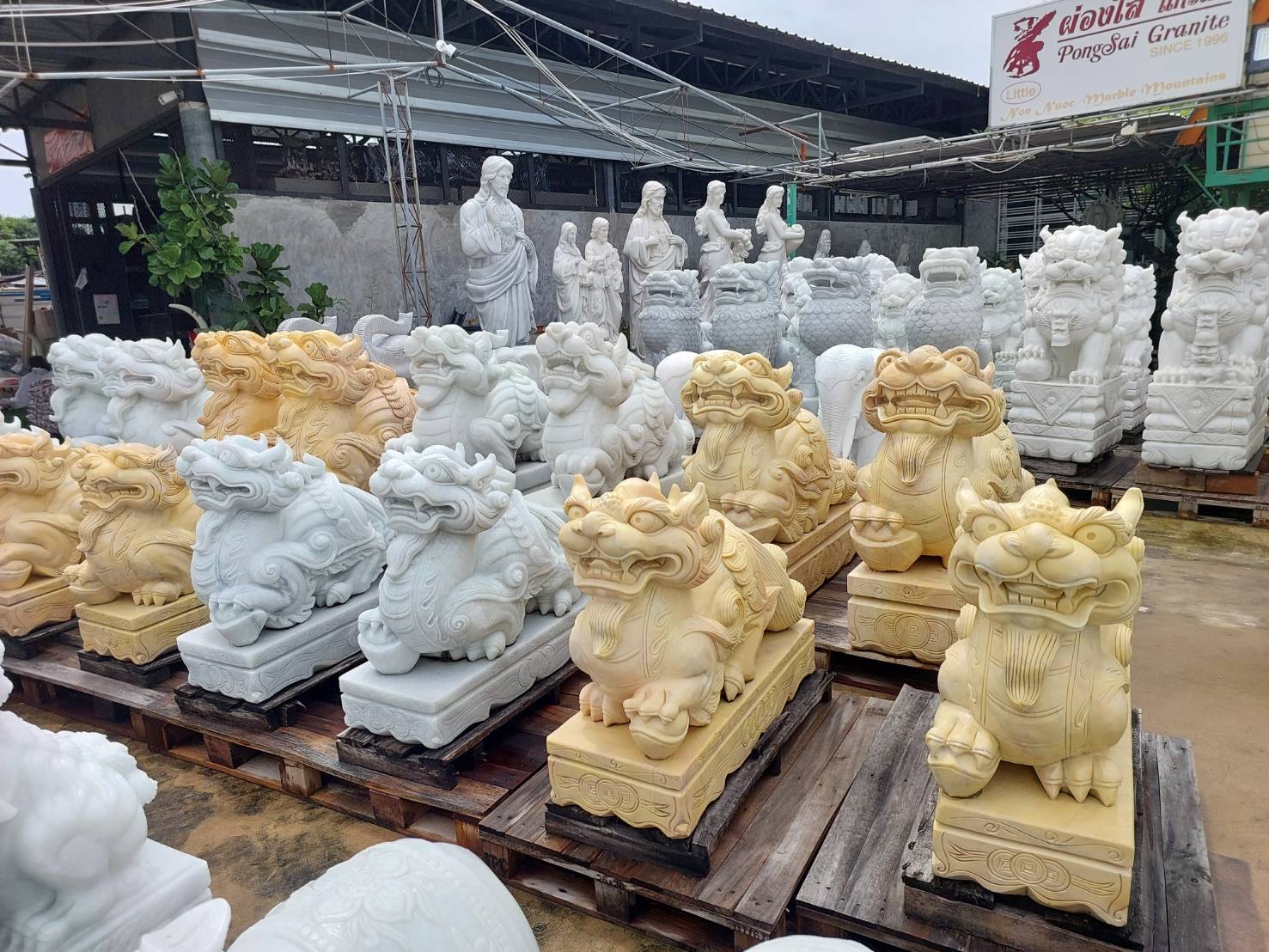 ปี่เซียะหินอ่อน