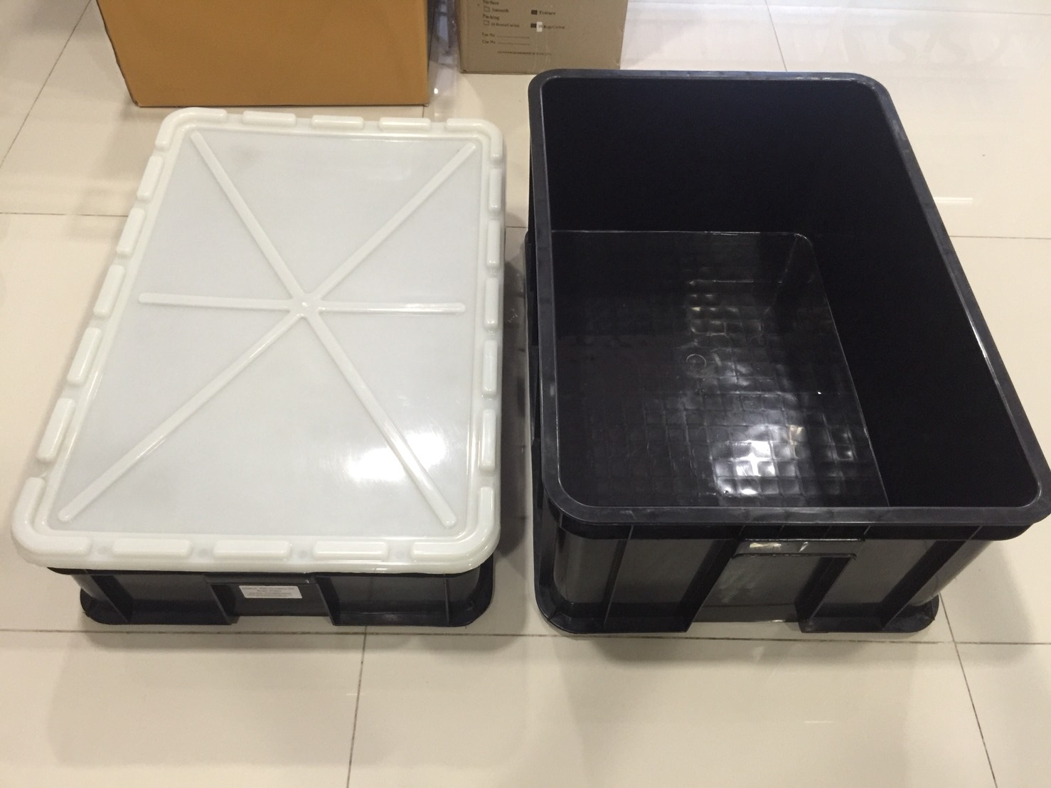 <b>Conductive Tray / Circulation Box</b>